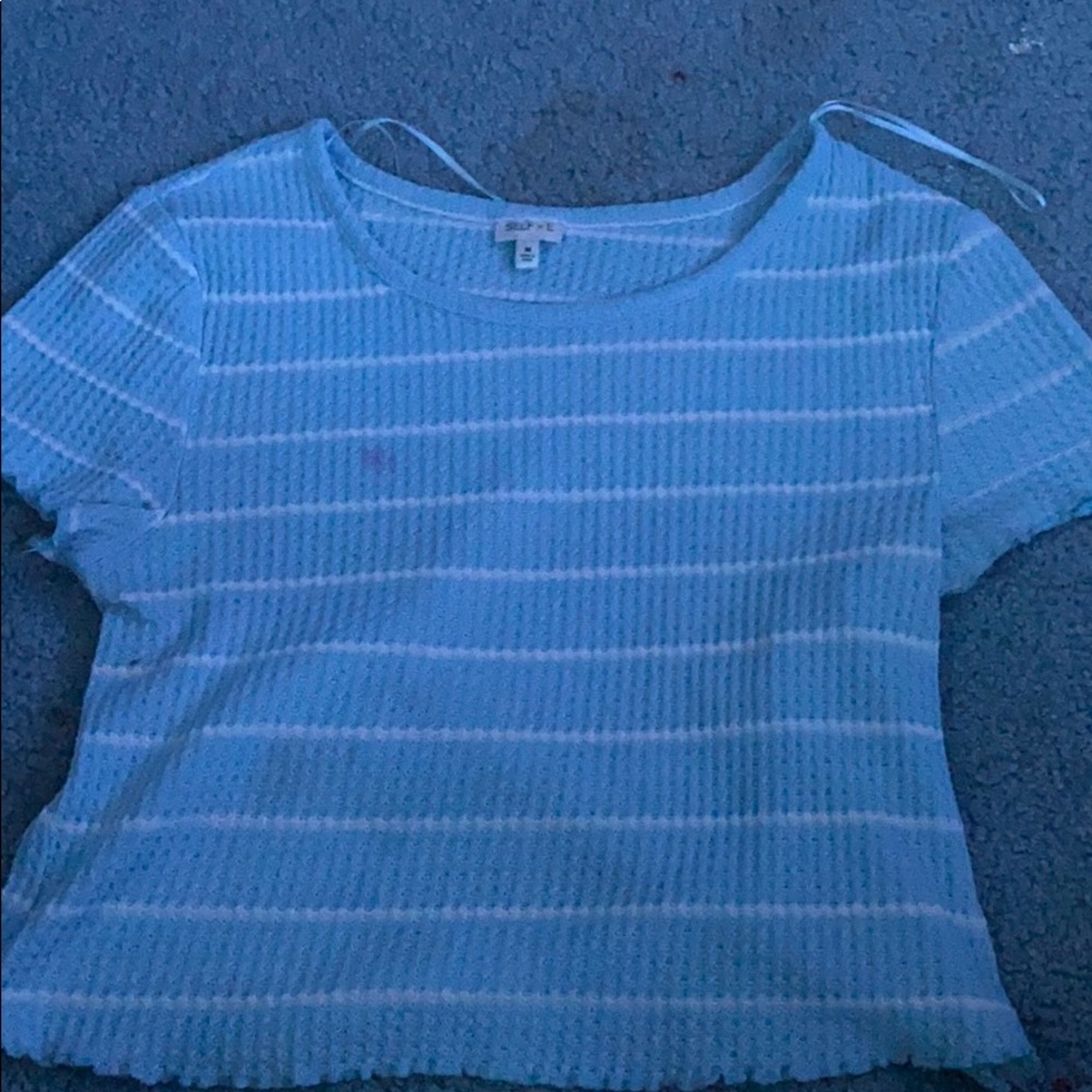 Cropped knit ribbed shirt